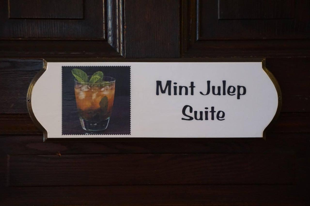 Louisville Bourbon Inn 외부 사진