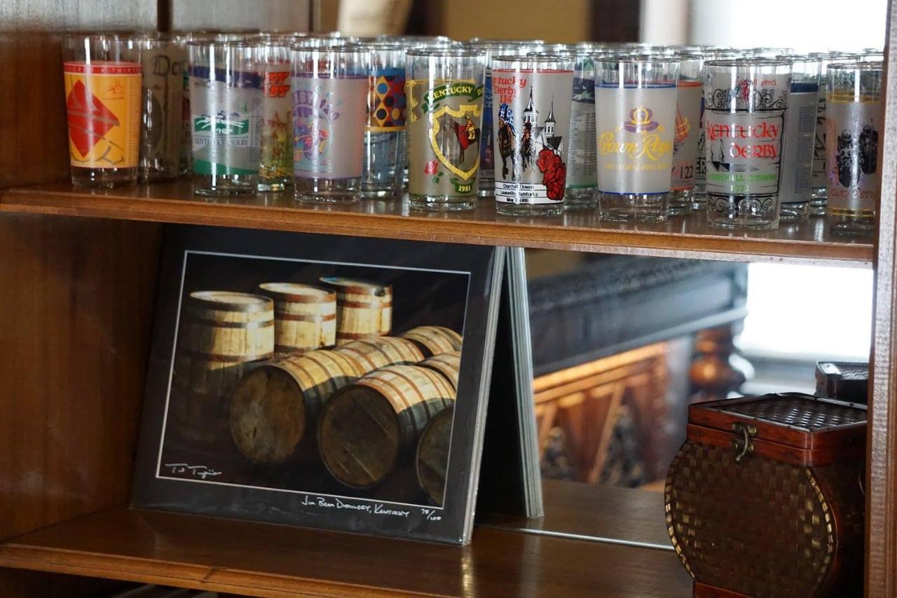 Louisville Bourbon Inn 외부 사진