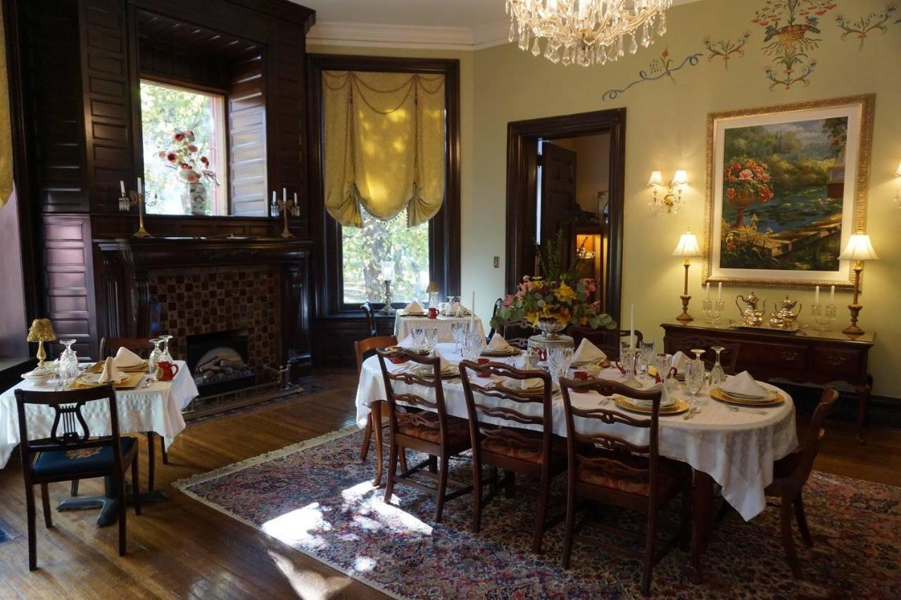 Louisville Bourbon Inn 외부 사진