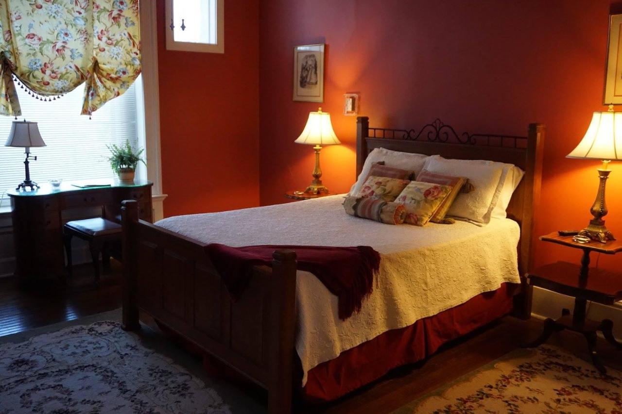 Louisville Bourbon Inn 외부 사진