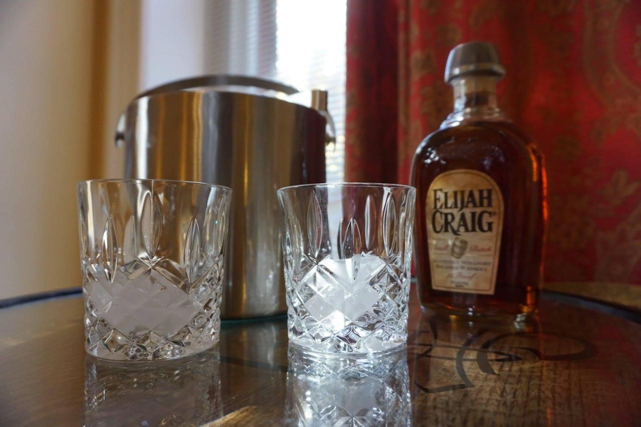 Louisville Bourbon Inn 외부 사진